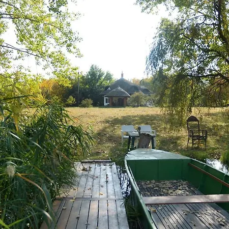 Hideout Homestead On The Riverside Fishing&hunting *